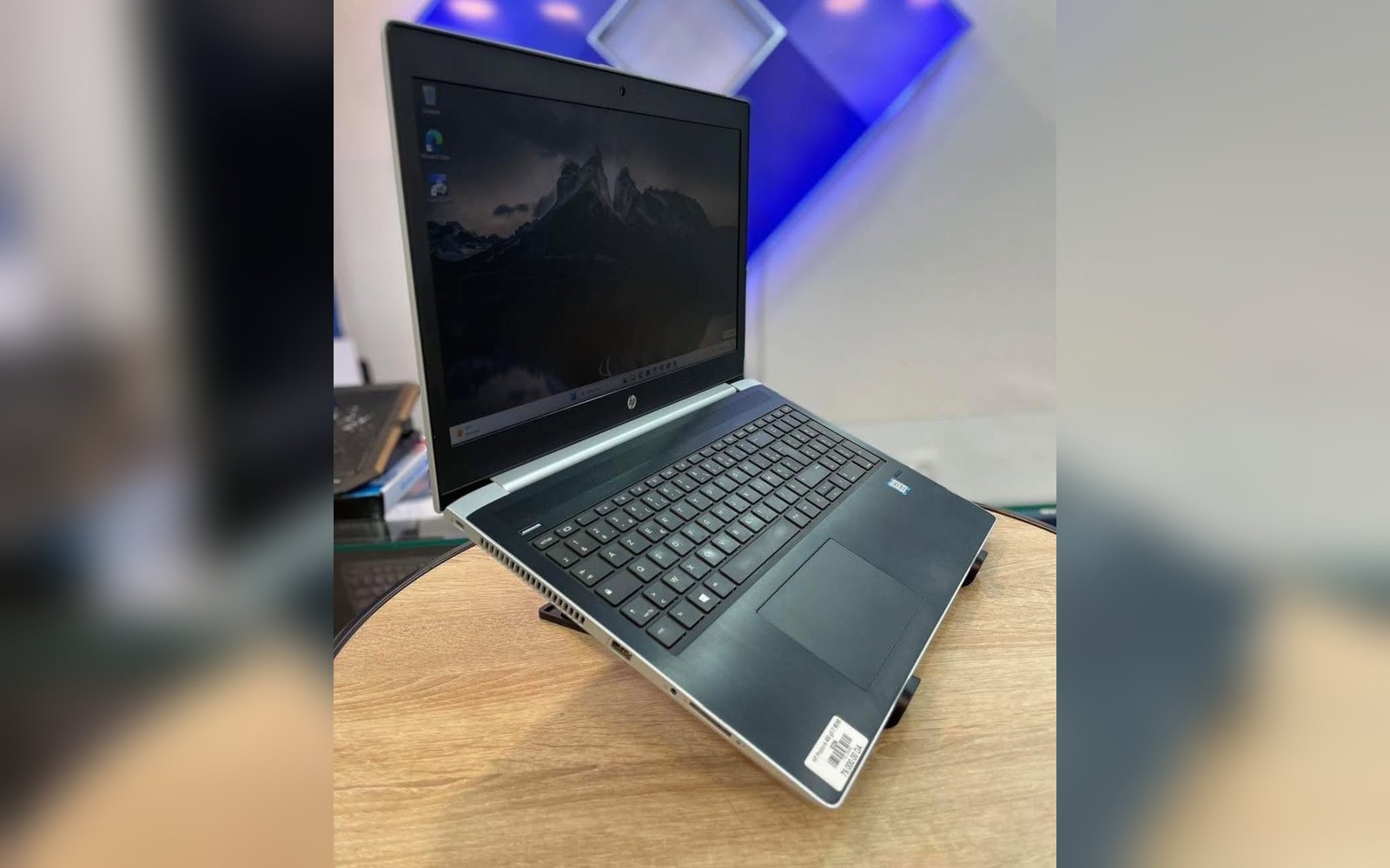 Hp بحالة الجديد