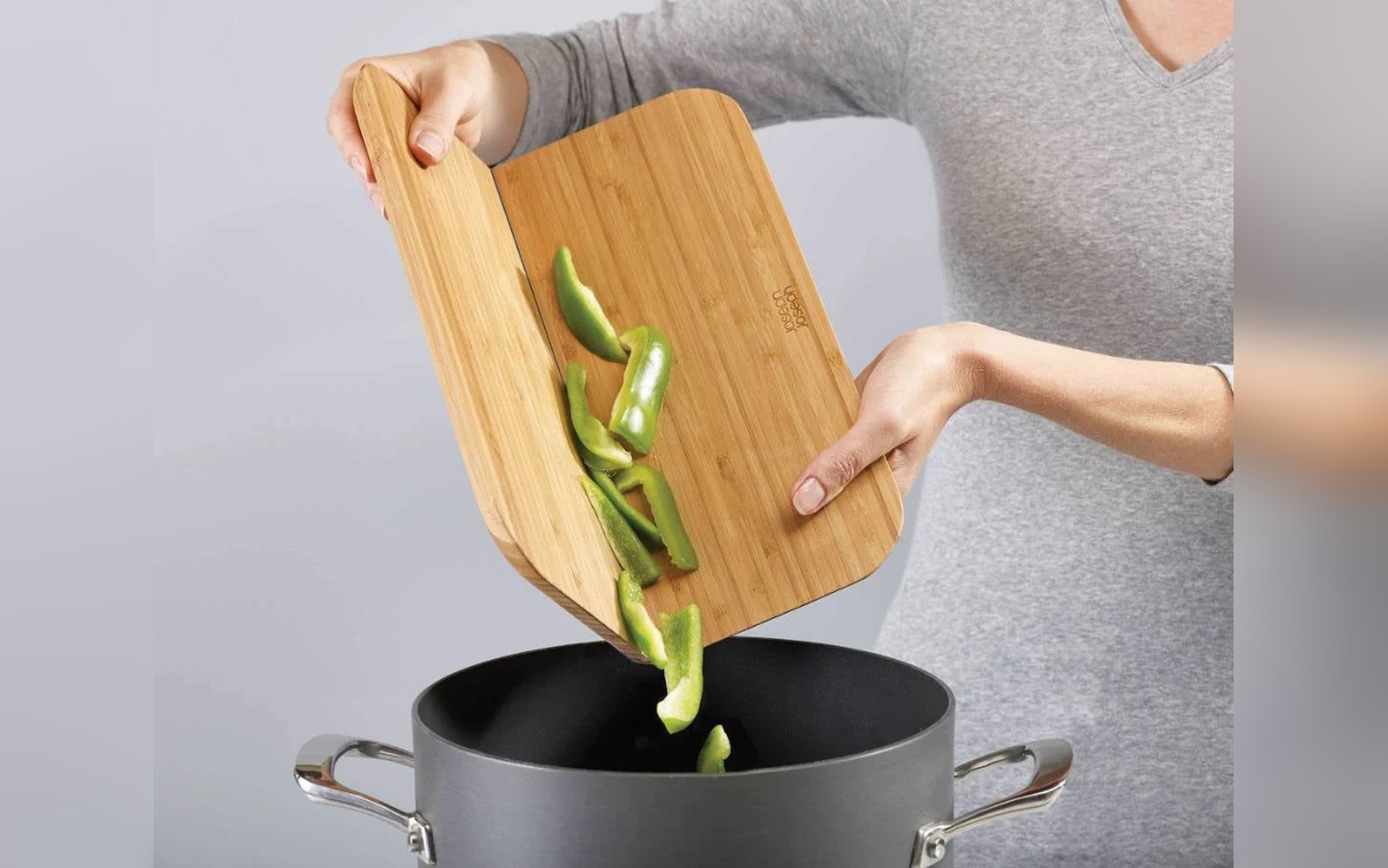 لوح تقطيع قابل للطي