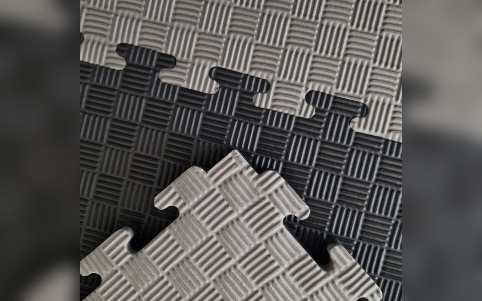 Interlocking Gym Mats 3CM  - ارضيات فوم ٣ متر