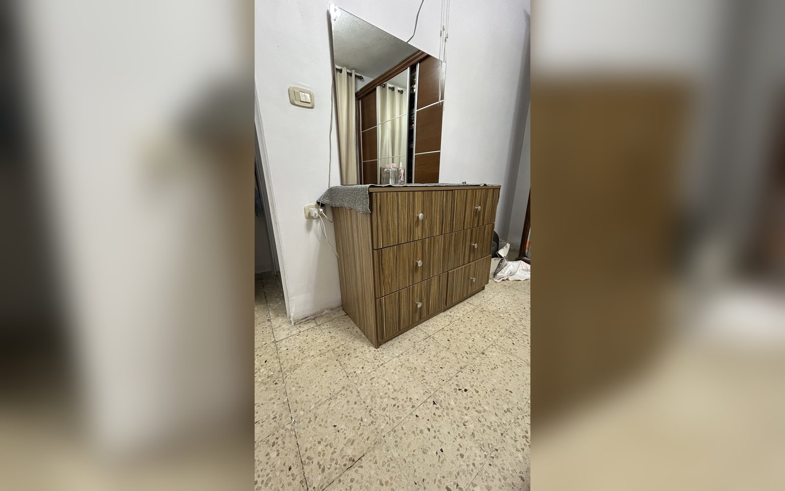 تواليت مع مرايه