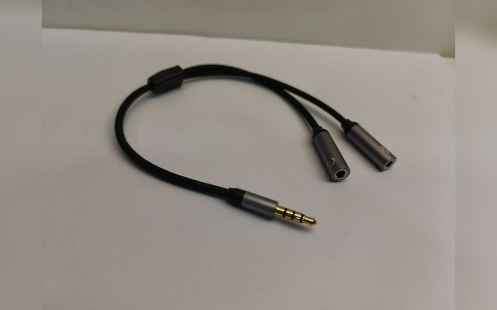 تحويلةFemale MIC *AUDIO 3.5M