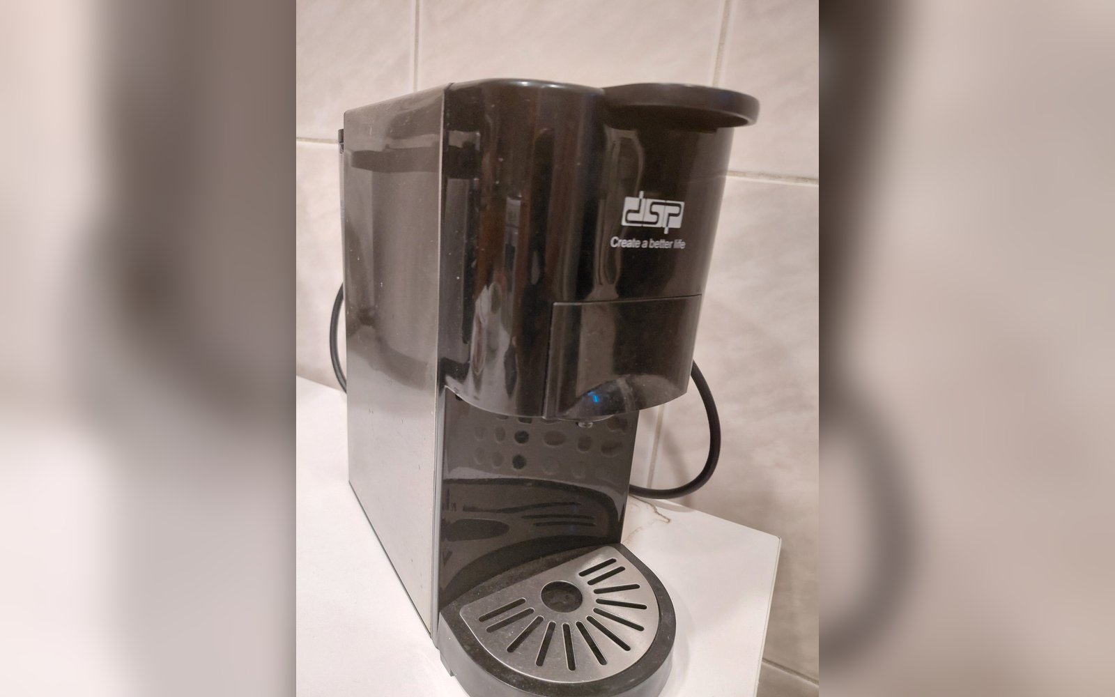 ماكينة قهوة