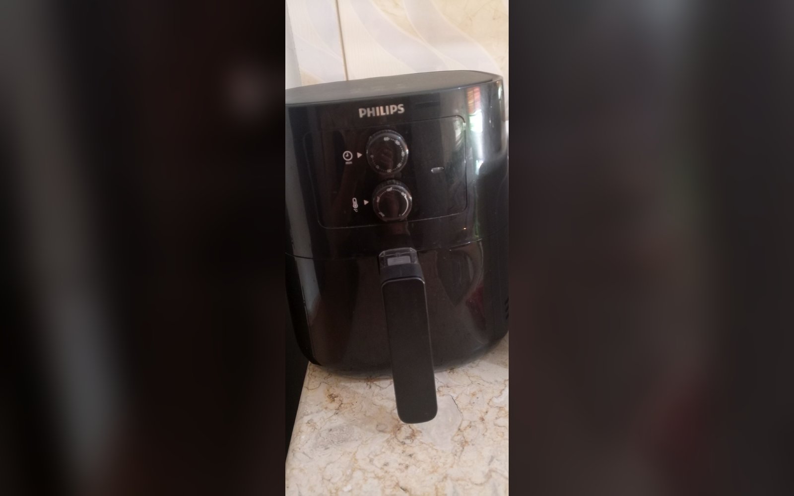 قلاية فيليبس هوائية (Philips) أصلية - موديل HD9200 شبه جديدة